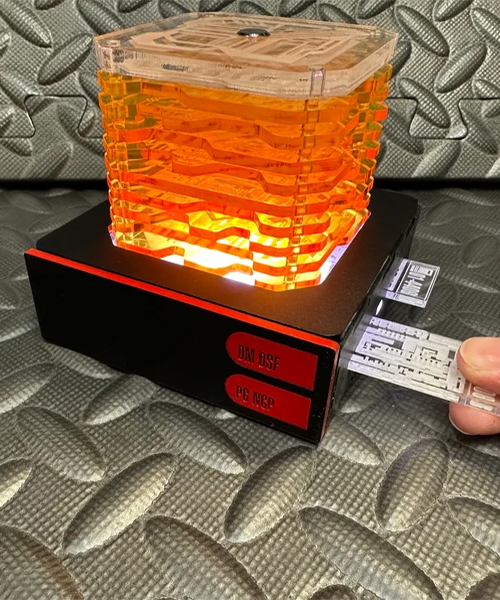 Holographic Memory Cube Base